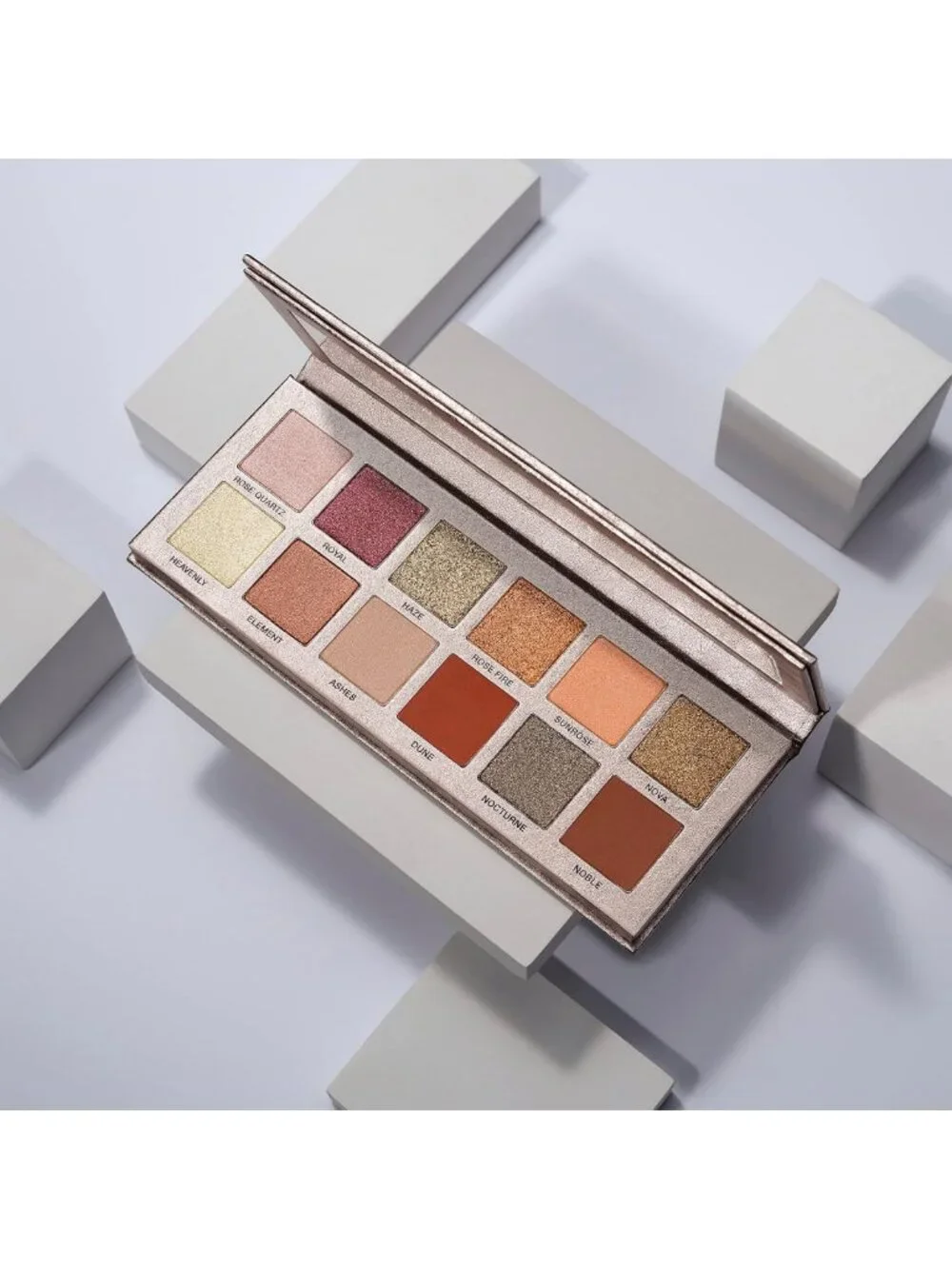 Essential Eyeshadow Palette - Versatile Mattes & Metallics for Stunning Looks